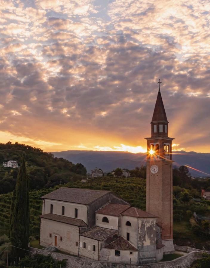 A Casa Di Amici Villa Vidor Buitenkant foto